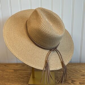 New Chelsea Hat in brown